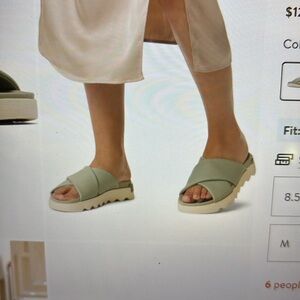 SOREL Viibe Platform Sandal Safari Green 7.5